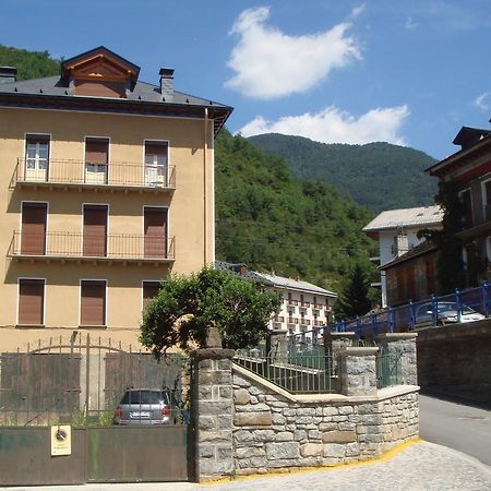 Apartamentos Valles Broto Chambre photo